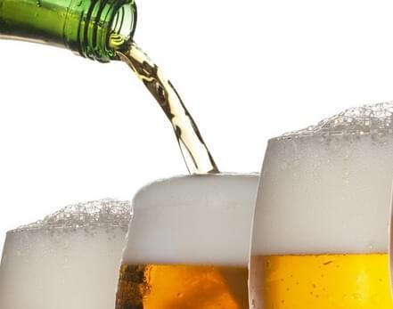 啤酒与白酒 谁更伤身？